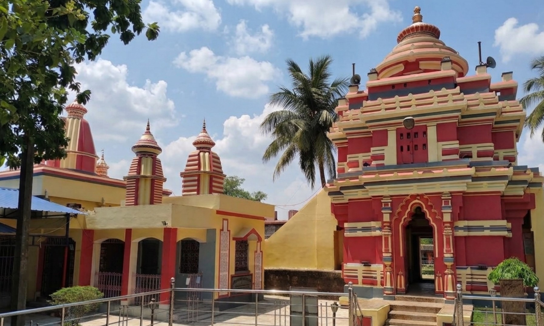 কর্ণগড় দেবী মহামায়া মন্দির মেদিনীপুর Karnagarh Debi Mahamaya Temple