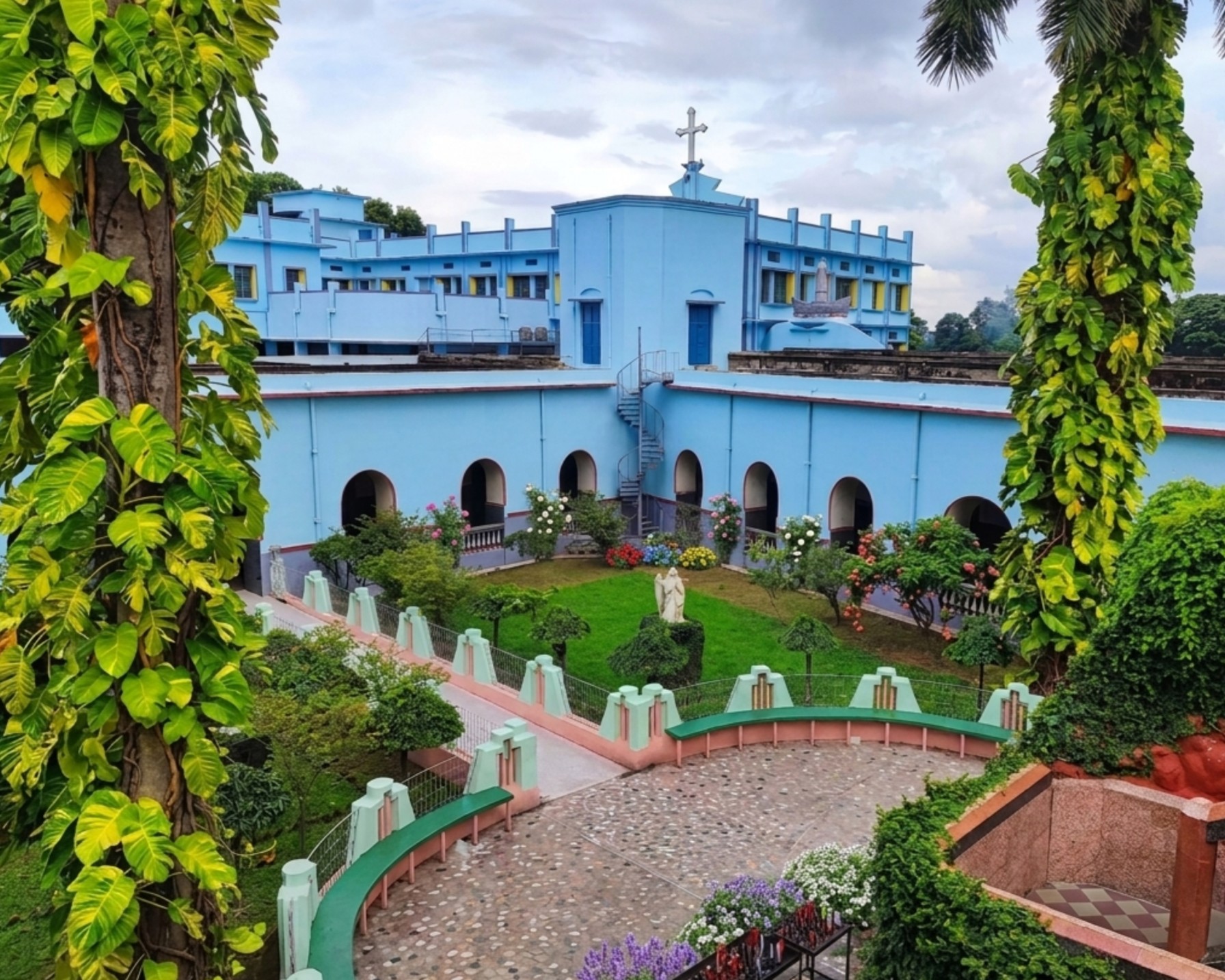ব্যান্ডেল চার্চ ভ্রমণ Bandel Church tour plan
