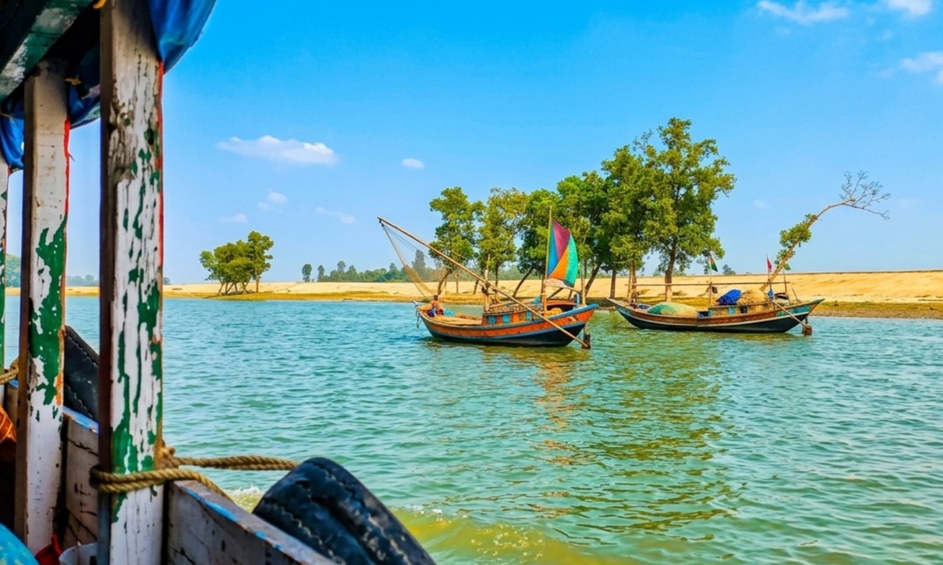 ধামাখালি, Dhamakhali, সুন্দরবন প্রবেশদ্বার, Sundarbans gateway, উত্তর ২৪ পরগনা, North 24 Parganas, রামপুর ঘাট, Rampur Ghat, কালিন্দী নদী, Kalindi River, রায়মঙ্গল, রায়মঙ্গল নদী সংগম, boat safari, বিদ্যাধরী নদী, ইকো ট্যুরিজম